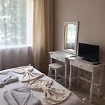 Guest Luxor بيت ضيافة بريمورسكو
