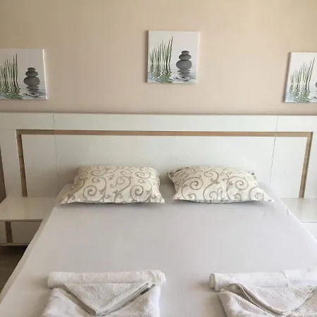 Guest Luxor Pensjonat 3*