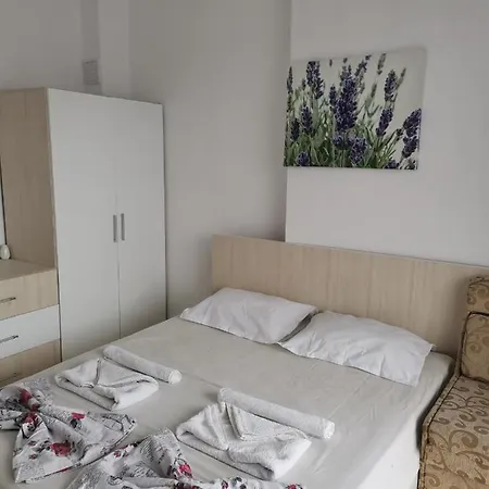 Pensjonat Guest Luxor 3*