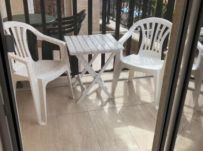 Πανσιόν Guest Luxor