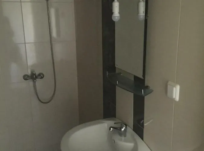 Guest Luxor Πριμόρσκο